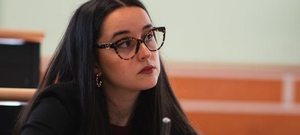 OLIVIA SALAS DILEMA