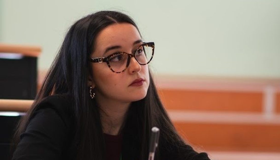 OLIVIA SALAS DILEMA